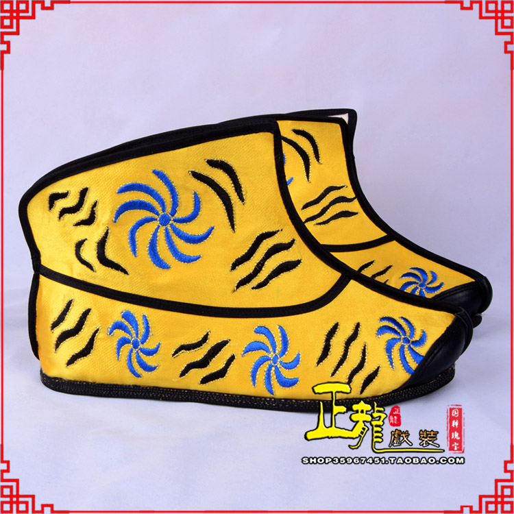 东乡.美猴王靴子虎纹靴金黄快靴 猴鞋